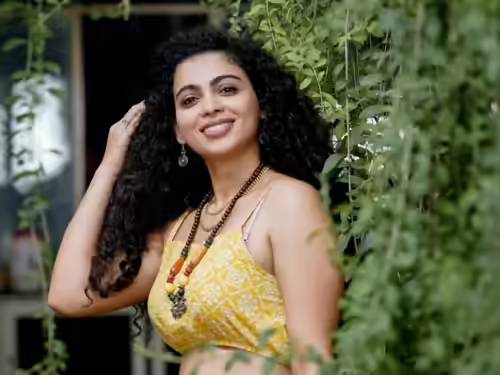 வெப் சீரிஸ் இருந்து பிக் பாஸ் செல்லும் பிரபலங்கள்.. எகிற போகும் டிஆர்பி - Cinemapettai 1 padina kumar