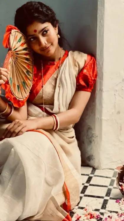 தீபிகாவுக்கு பதிலாக இந்த நடிகையா.? கல்கி 2898 AD 2-ல் புதிய ட்விஸ்ட் - Cinemapettai 1 sai-pallavi